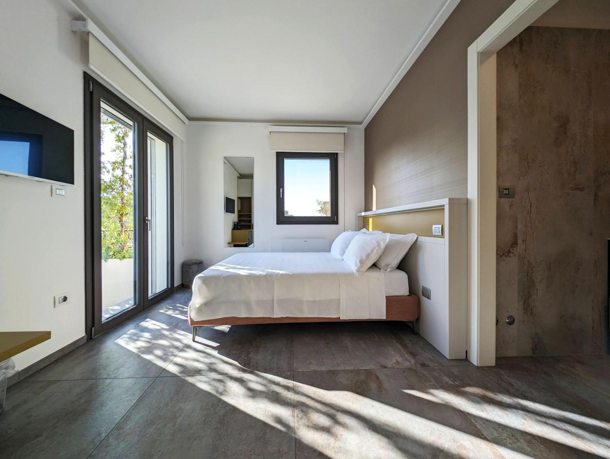 Alternative Relax Rooms By Oikia Vacanze Скоррано Экстерьер фото
